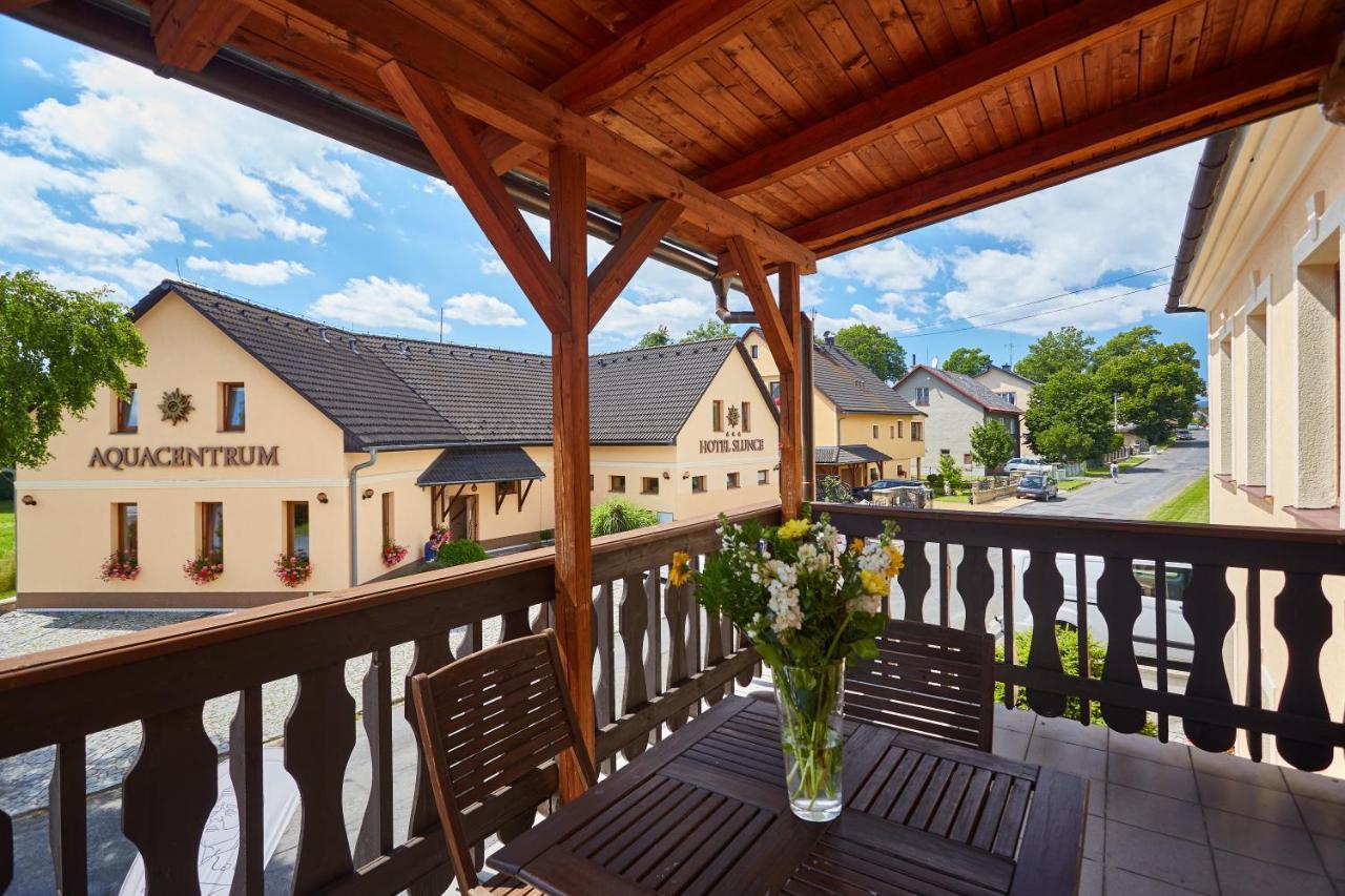 Hotel Slunce Rymarov Exterior photo