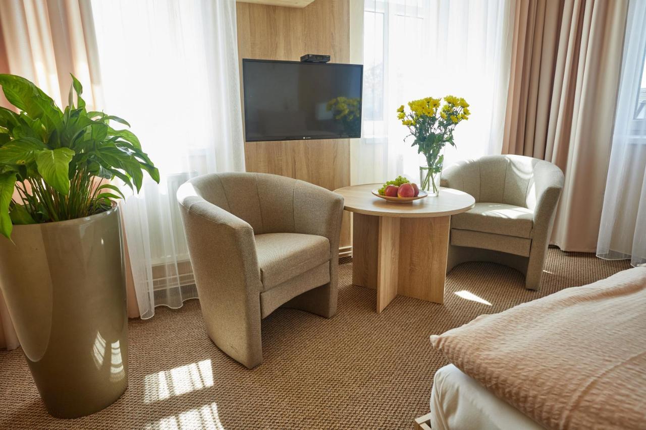 Hotel Slunce Rymarov Exterior photo