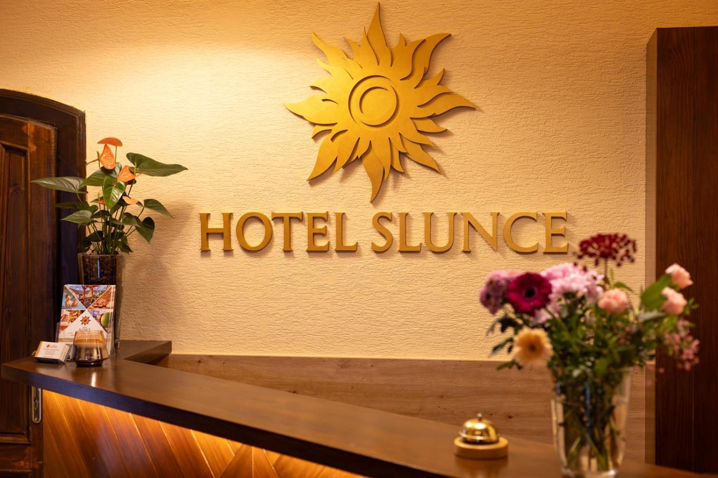 Hotel Slunce Rymarov Exterior photo